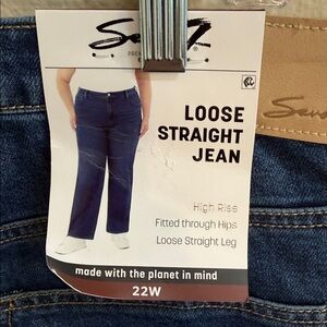 NWT Size 22W Seven7 Loose Straight Jean